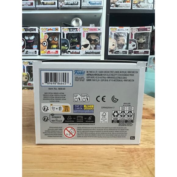 NEW IN HAND Guy Gardner Superman Funko Pop #585 Movies DC Comics Green Lantern - Picture 6 of 6